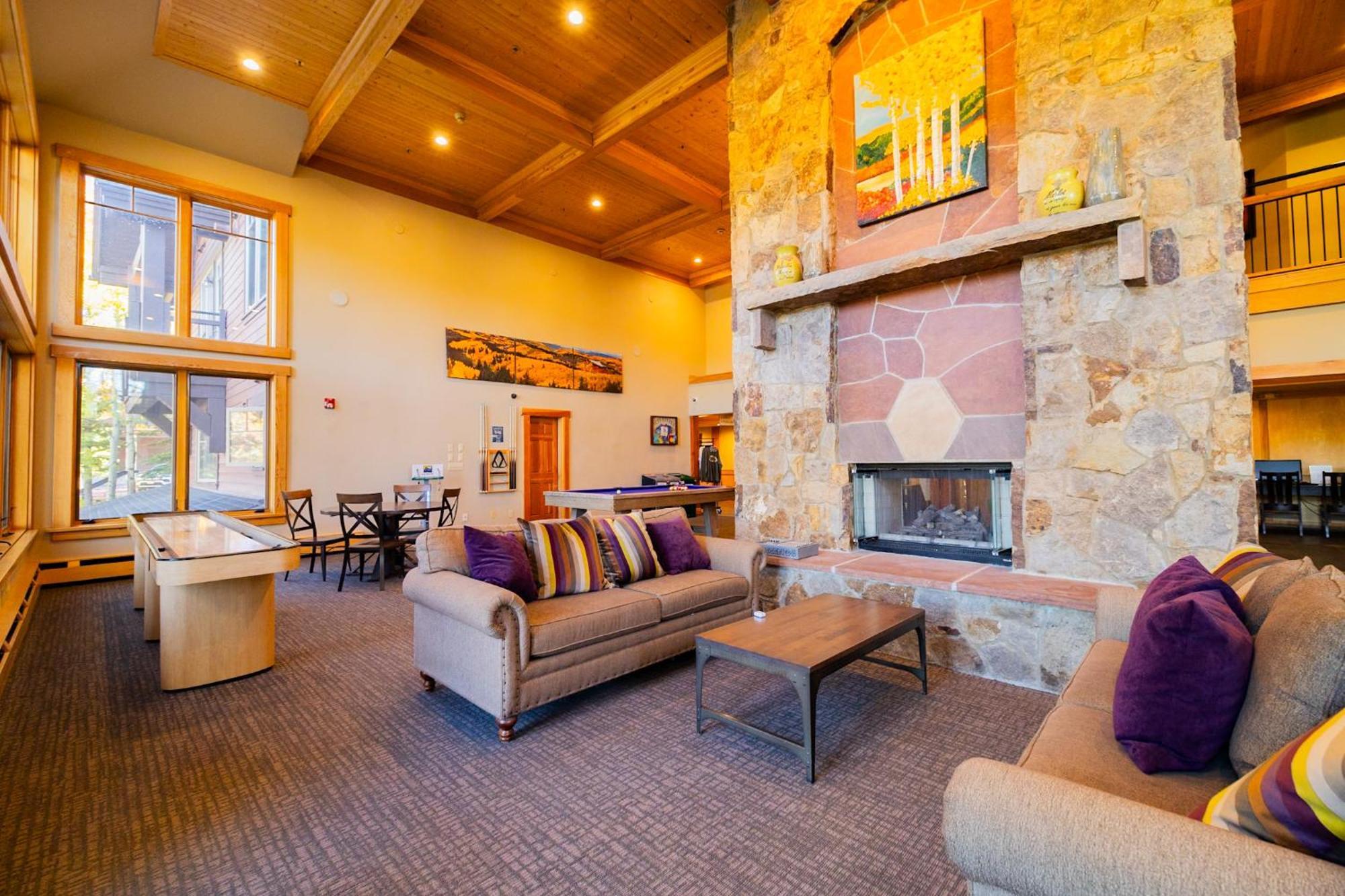 NEW! Ski-In Ski-Out Breck Condo Amenities Parking 1BR sleeps 4 Breckenridge Exterior foto